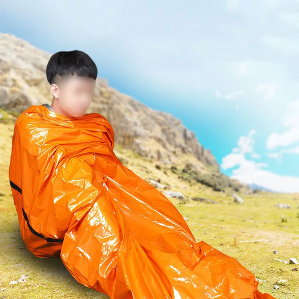 ✅ NomadTherm™ – Emergency Thermal Sleeping Bag (Waterproof & Compact)